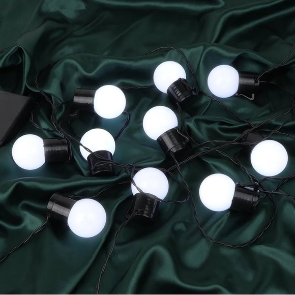 LED Round Bulb String lights Battery operated NEW - Picture 3 of 4